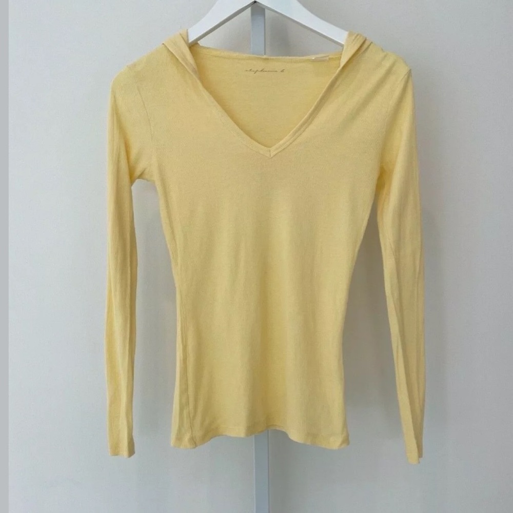STEPHANIE B YELLOW LONG SLEEVE HOODIE SMALL NWOTS!